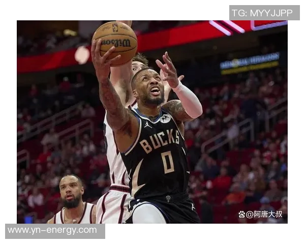 火箭队与雄鹿队激战正酣10月25日精彩对决不容错过